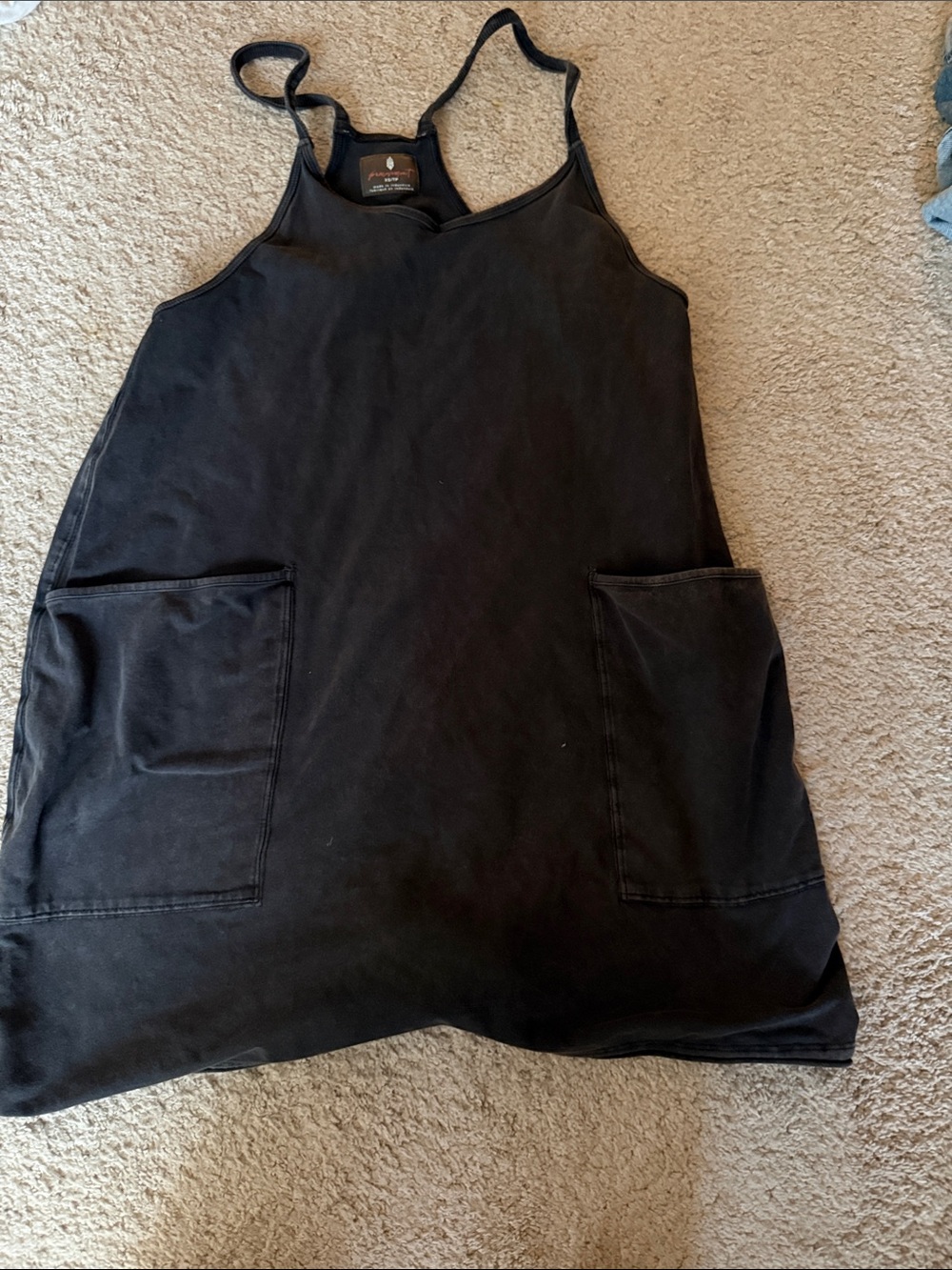 Free people size xs Black Sleeveless Pocket romper